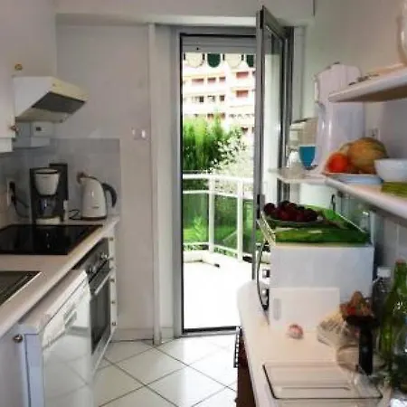 Three Bedroom, Two Bathroom In With Large Terrace - 880 Cannes